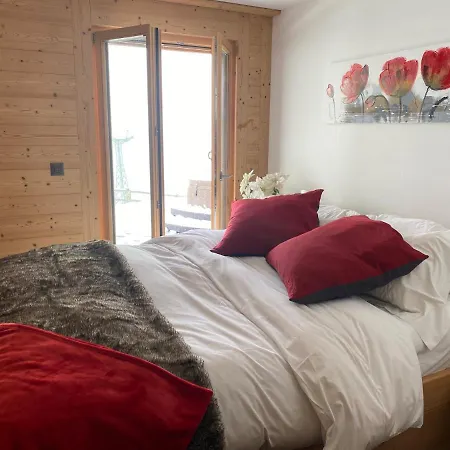 Within A Modern Family With Direct Access To Area In *